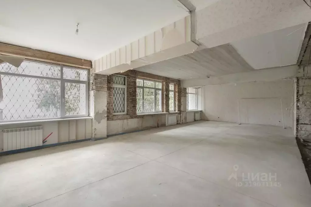 5-к кв. Крым, Симферополь ул. Беспалова, 47В (195.3 м) - Фото 1