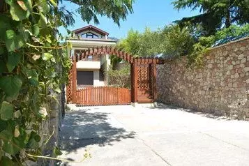 Дом в Крым, Ялта муниципальный округ, Отрадное пгт ул. Лавандовая, 33А ... - Фото 1