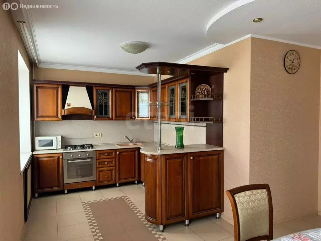 3-комнатная квартира: Владикавказ, Пушкинская улица, 76/3 (73.9 м) - Фото 1