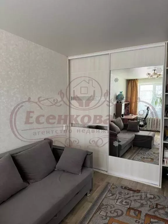 1-к кв. Курганская область, Курган Школьная ул., 3 (29.8 м) - Фото 0
