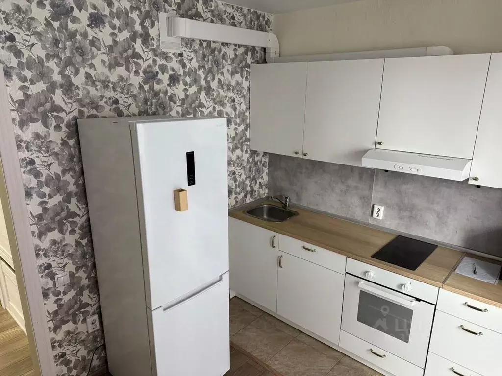 2-к кв. Тюменская область, Тюмень ул. Дмитрия Менделеева, 2к2 (52.6 м) - Фото 1