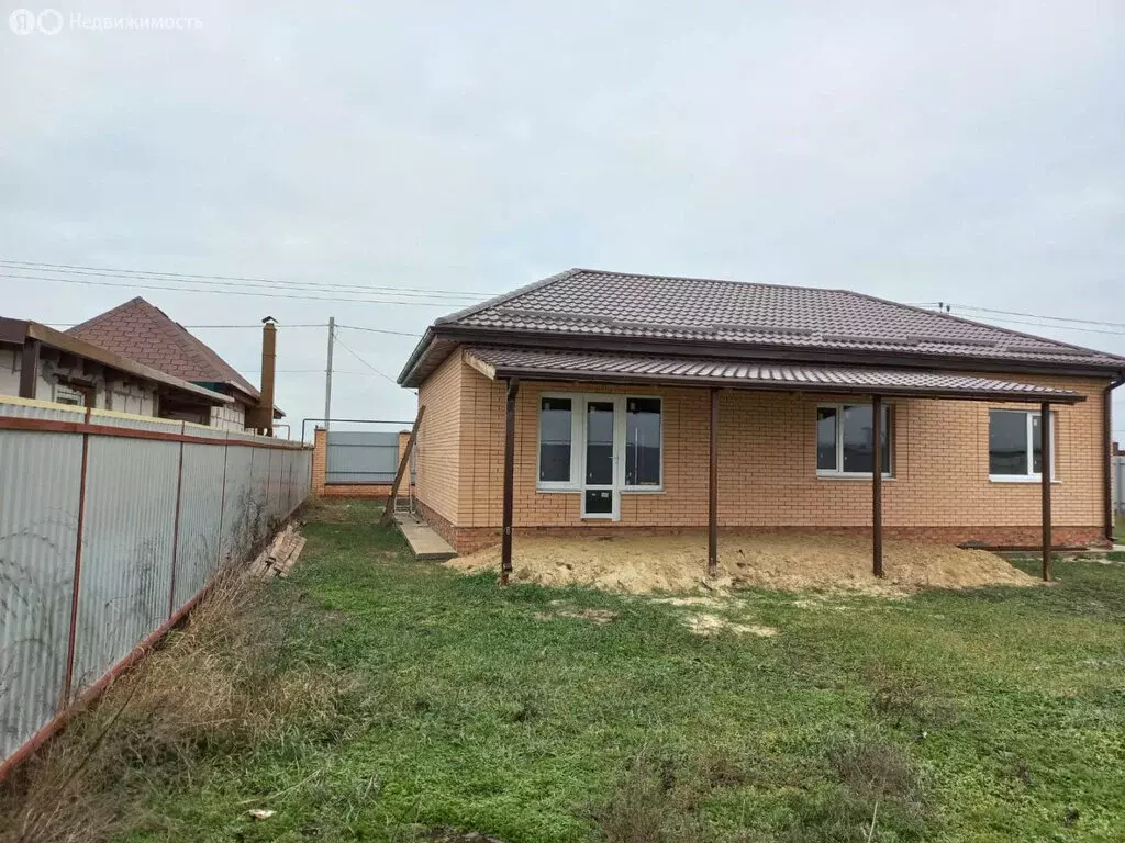 Дом в село Пешково, улица Луначарского (100 м) - Фото 1