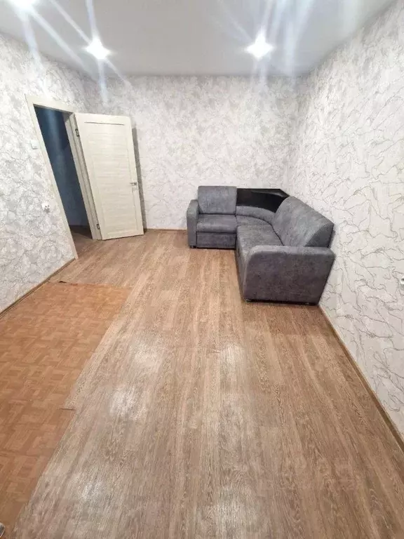 2-к кв. Ленинградская область, Отрадное Кировский район, Никольское ... - Фото 1