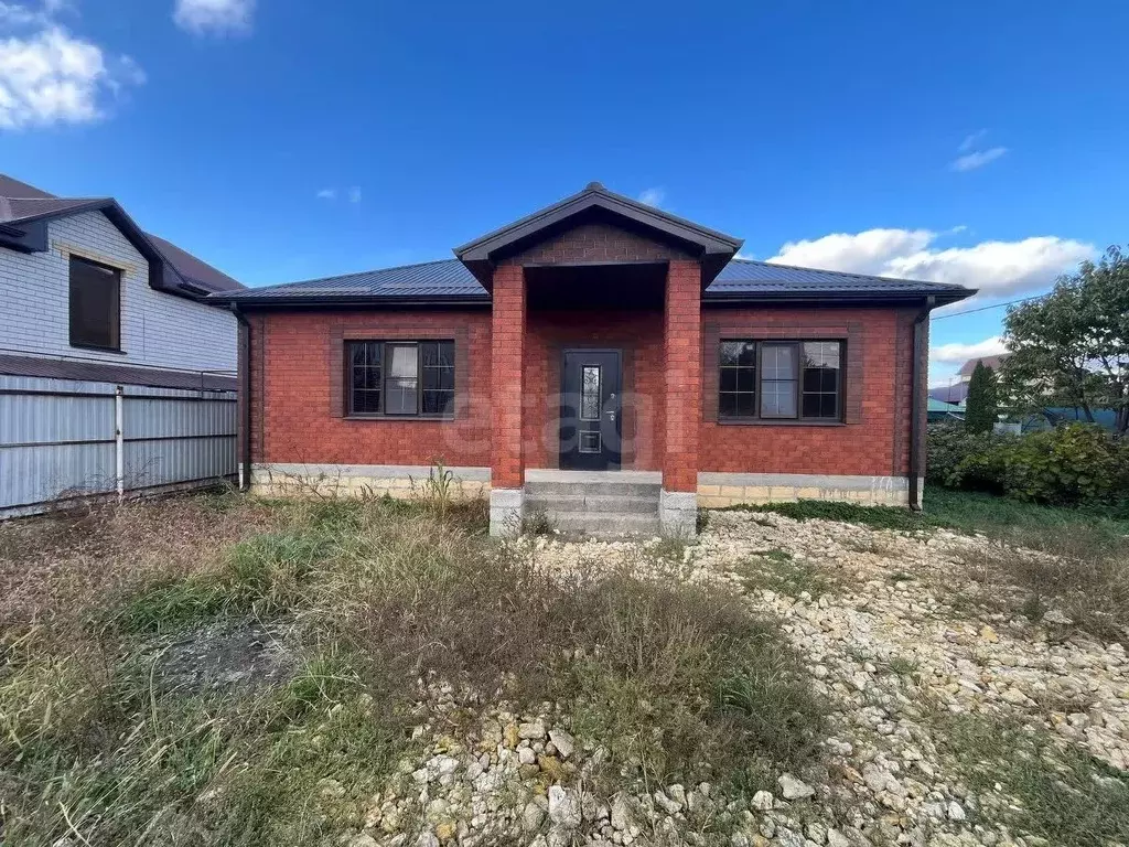 Дом в Ставропольский край, Михайловск Шпаковский район, Локомотивная ... - Фото 2