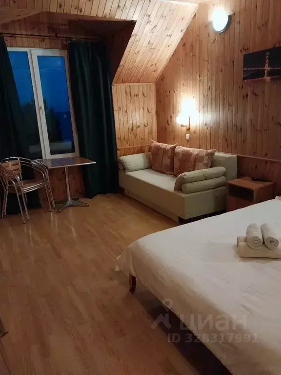 Комната Крым, Алушта муниципальный округ, с. Малореченское ул. ... - Фото 1