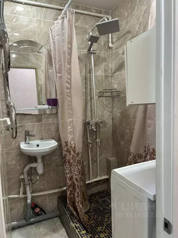 3-к кв. Ленинградская область, Выборгский район, Рощинское городское ... - Фото 1