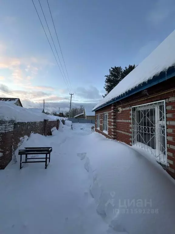 Дом в Пермский край, Губаха ул. Пугачева, 19 (139 м) - Фото 1