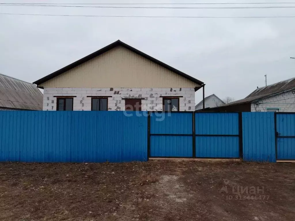 Дом в Белгородская область, Поселок Чернянка городское поселение, ... - Фото 1