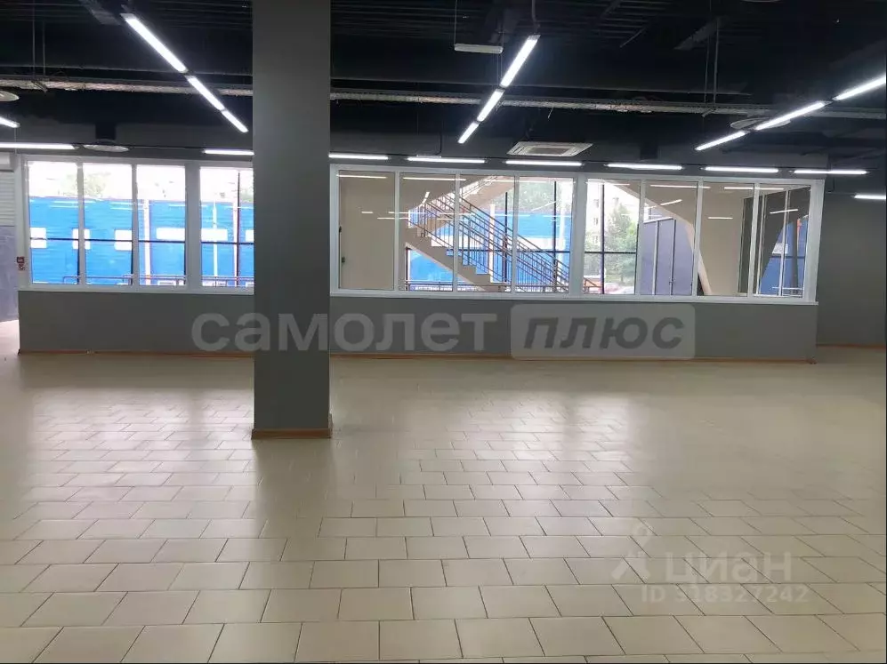 Торговая площадь в Московская область, Наро-Фоминск ш. Кубинское, 7А ... - Фото 0
