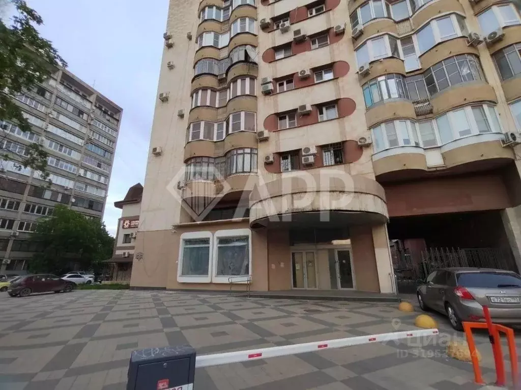 Торговая площадь в Краснодарский край, Краснодар Рашпилевская ул., 32 ... - Фото 1