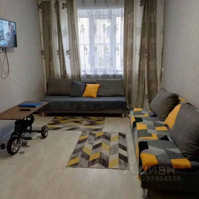 2-к кв. Татарстан, Казань ул. Жуковка, 1 (42.0 м) - Фото 0