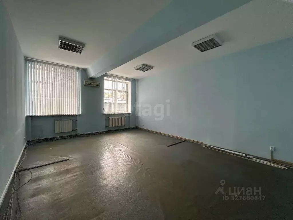 Офис в Башкортостан, Уфа Новочеркасская ул., 16 (19 м) - Фото 0