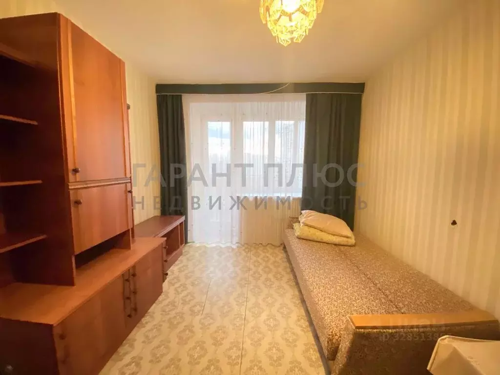 3-к кв. Липецкая область, Липецк Октябрьская ул., 1 (70.0 м) - Фото 2