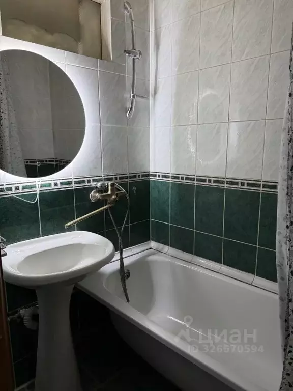 3-к кв. Челябинская область, Челябинск ул. 3-го Интернационала, 65 ... - Фото 1