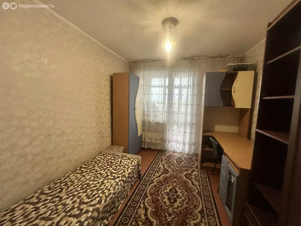 3-комнатная квартира: Октябрьское, улица Цурцумия, 4А (62.5 м) - Фото 2