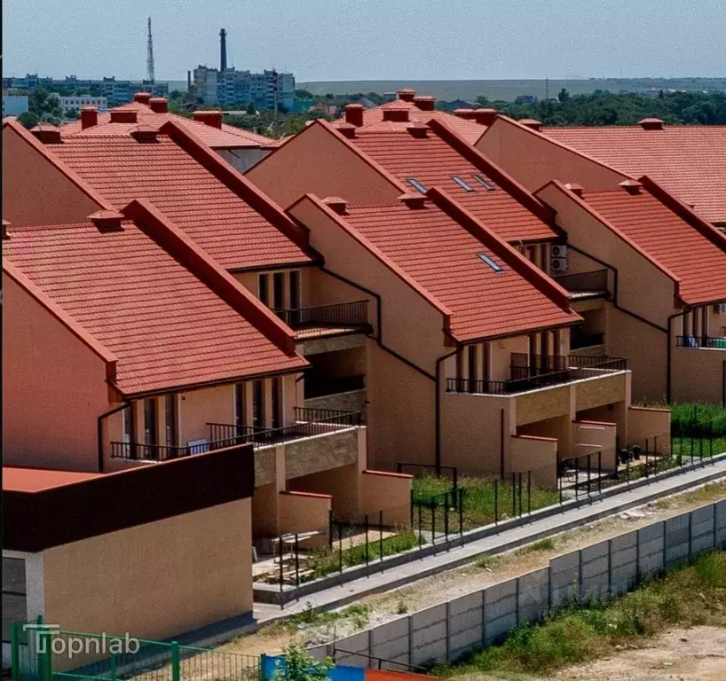 Коттедж в Крым, Черноморское пгт ул. Сигнальная, 2Вк8 (217 м) - Фото 1