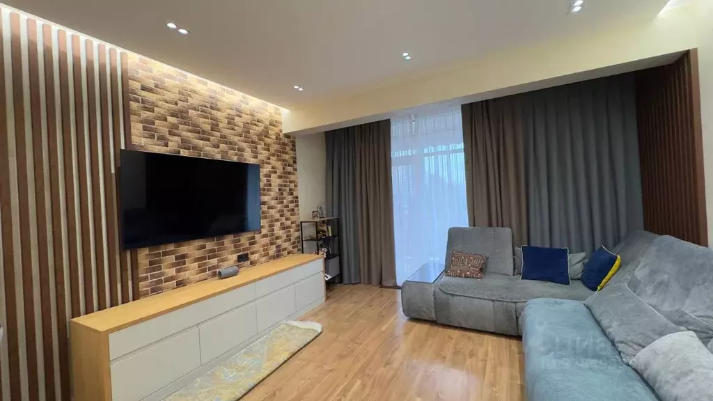 2-к кв. Краснодарский край, Сочи Светлана мкр, ул. Гагринская, 3/8 ... - Фото 2