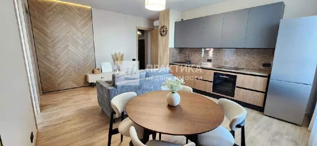 Продается 3-комнатная квартира - Фото 1