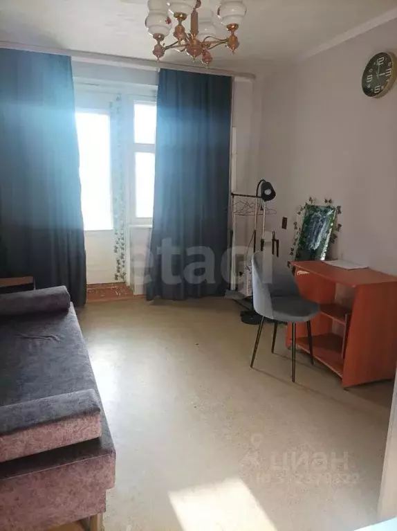 Комната Тюменская область, Тюмень ул. Мельникайте, 127а (12.3 м) - Фото 1