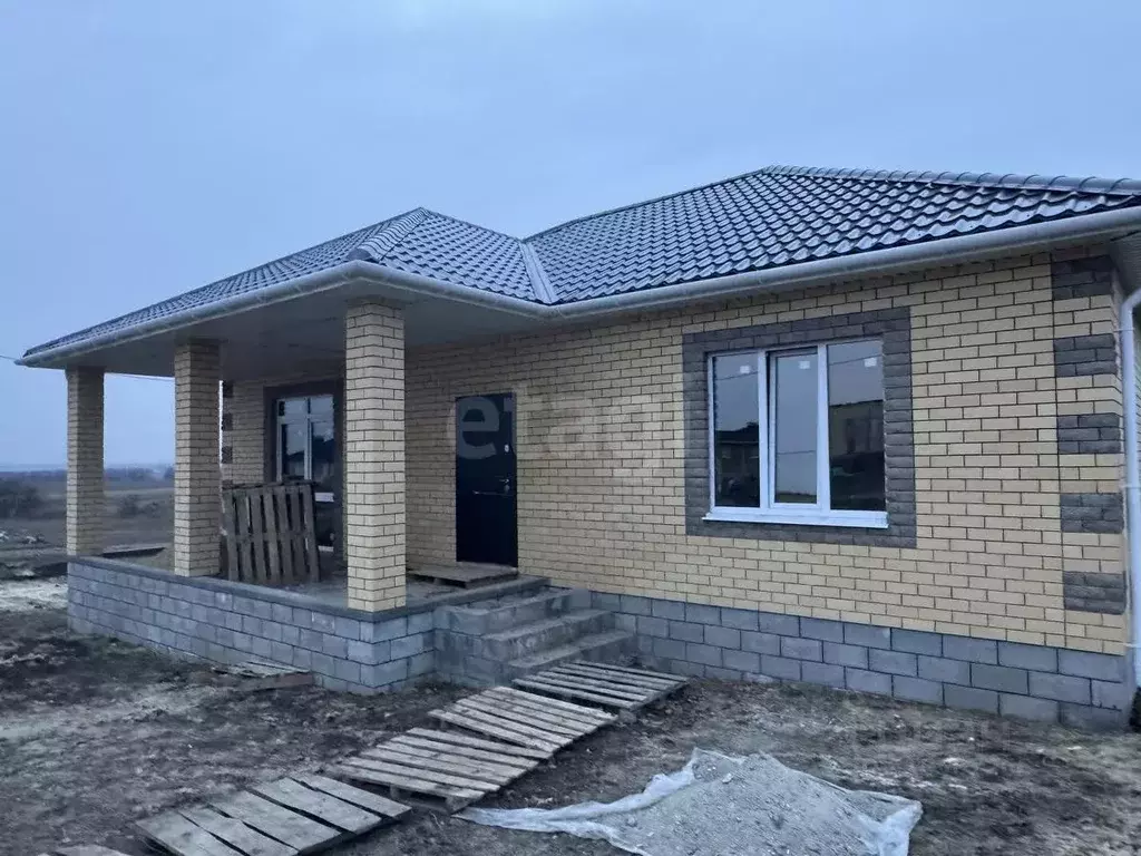 Дом в Белгородская область, Белгородский район, с. Стрелецкое 81 (100 ... - Фото 0