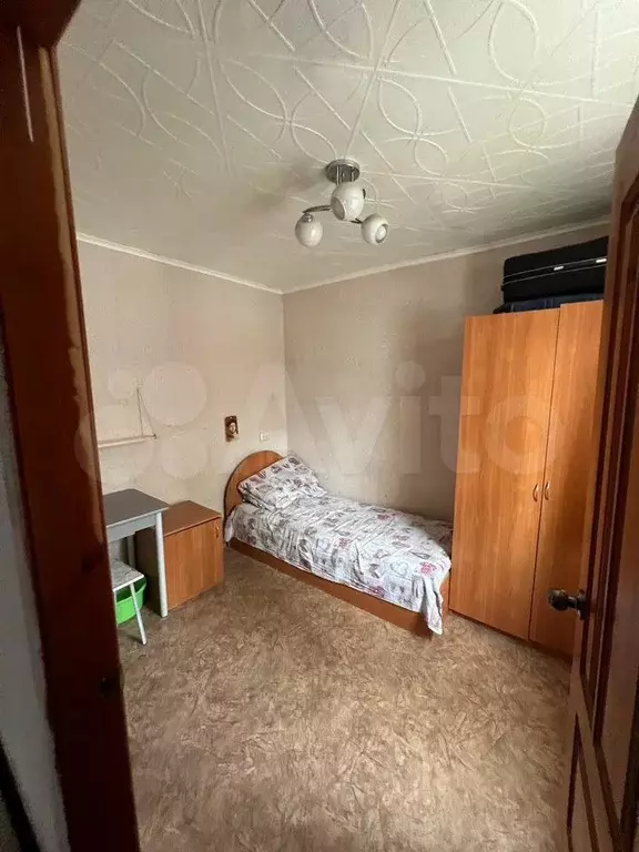 Комната 14 м в 4-к., 2/5 эт. - Фото 0
