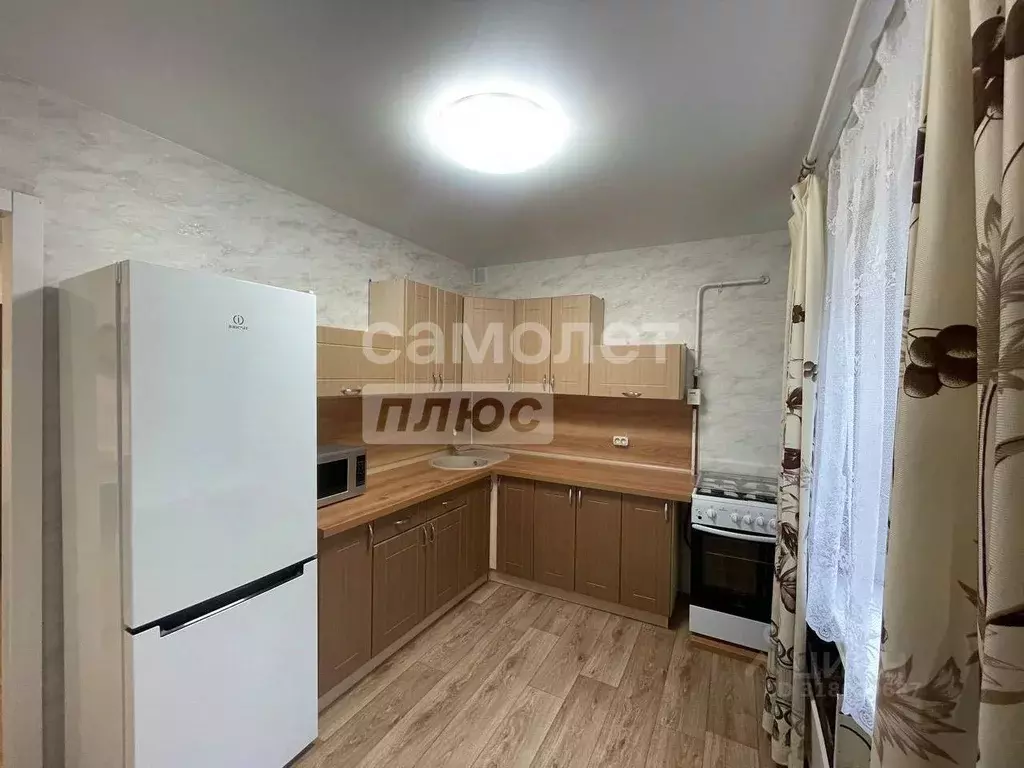 1-к кв. Омская область, Омск ул. Звездова, 62 (37.0 м) - Фото 0