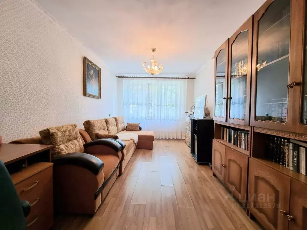 3-к кв. Орловская область, Орел наб. Дубровинского, 92 (66.3 м) - Фото 1