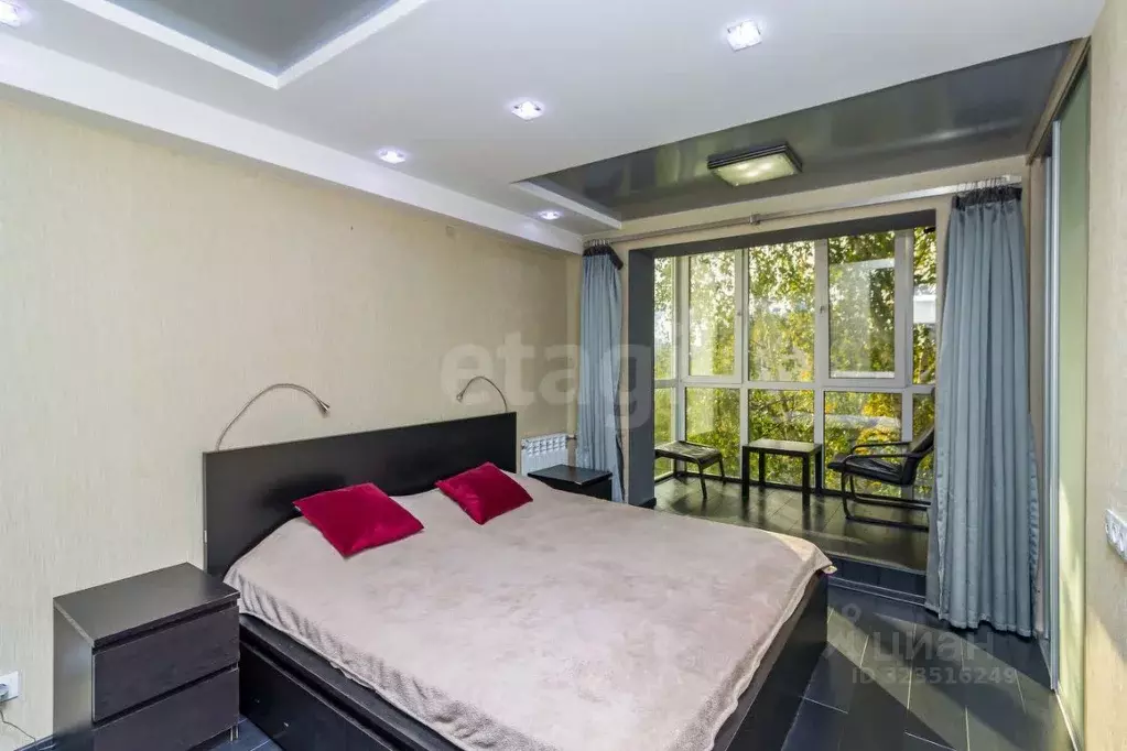 2-к кв. Ханты-Мансийский АО, Сургут ул. Островского, 44 (60.0 м) - Фото 2