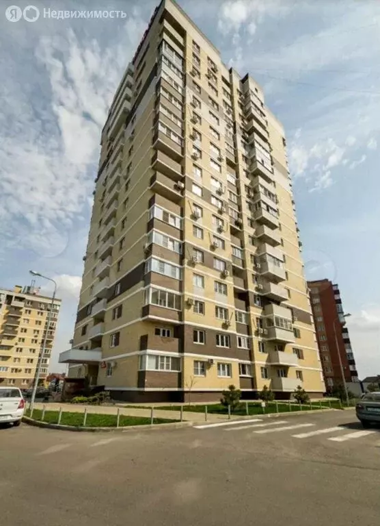 3-комнатная квартира: Батайск, улица Половинко, 280/11 (82.5 м) - Фото 0