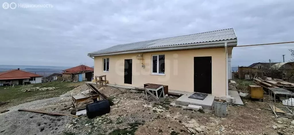 Дом в Бахчисарай, улица имени Якова Шестака (88.2 м) - Фото 1