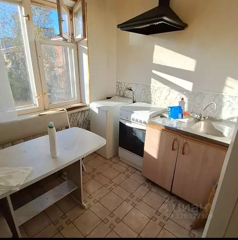 3-к кв. Владимирская область, Карабаново г. Александровский ... - Фото 2