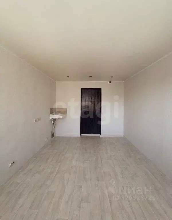 Комната Тюменская область, Тюмень ул. Республики, 178 (13.8 м) - Фото 1