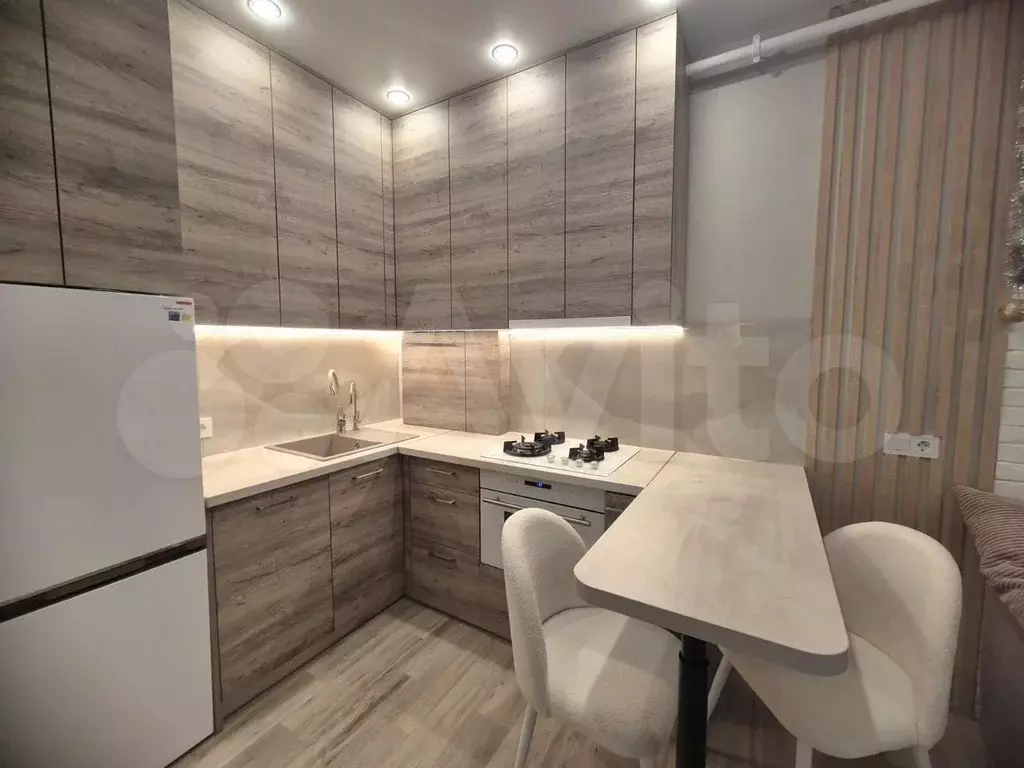 1-к. квартира, 37 м, 1/4 эт. - Фото 1