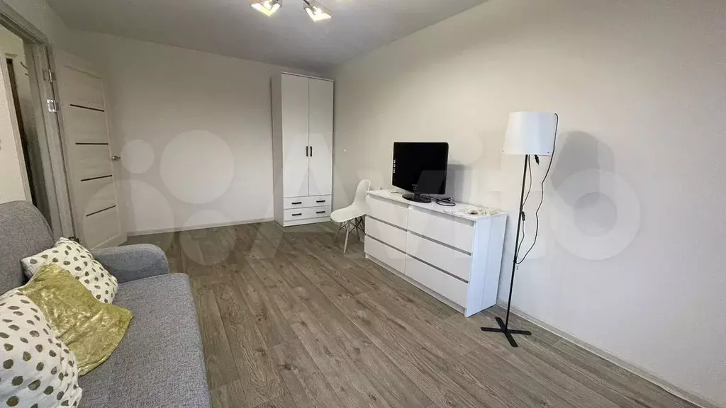 1-к. квартира, 36 м, 5/9 эт. - Фото 1