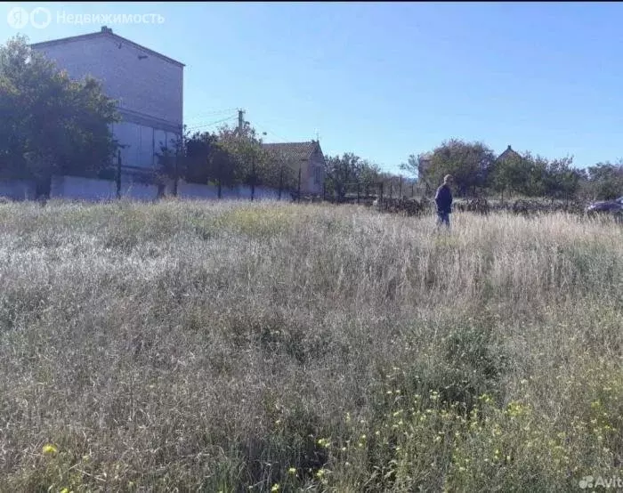 Участок в Сакский район, Суворовское сельское поселение, село Великое, ... - Фото 1