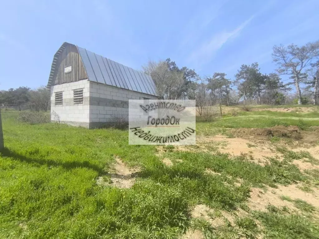 Дом в Крым, Сакский район, Ореховское с/пос, с. Михайловка  (35 м) - Фото 1