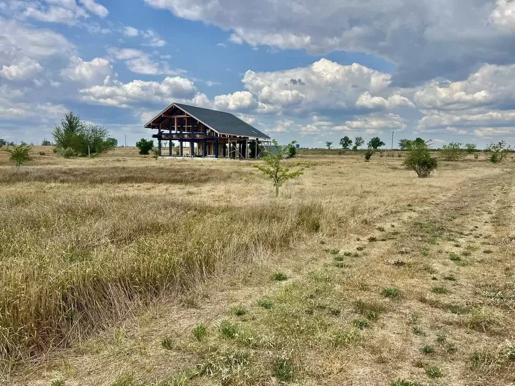 Участок в Крым, Сакский район, Ореховское с/пос, с. Чеботарка пер. ... - Фото 1