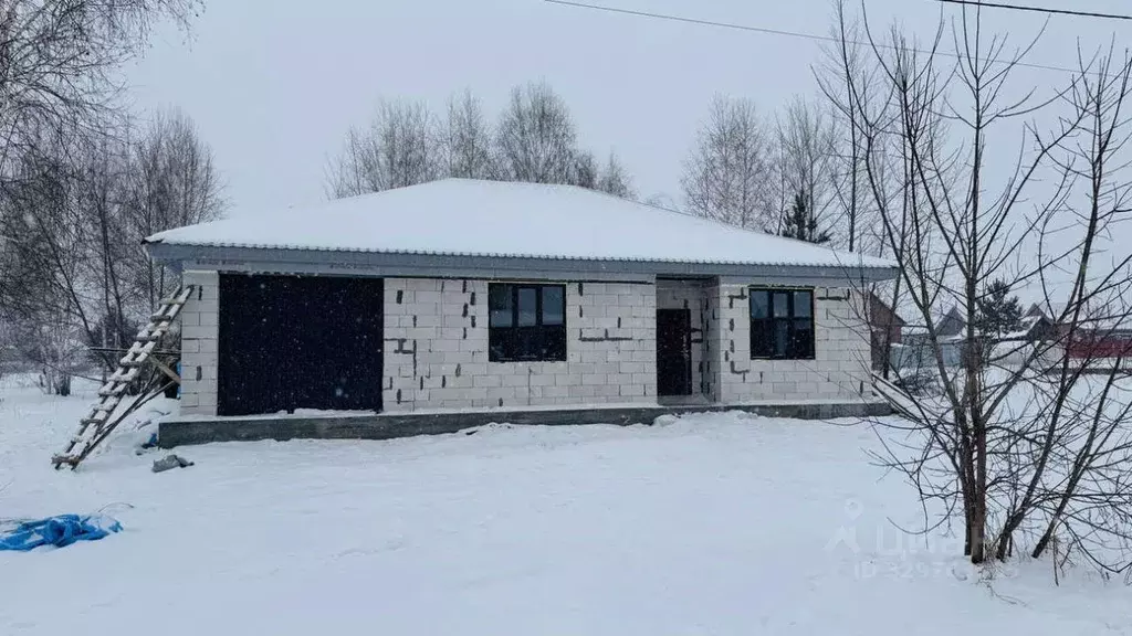 Дом в Алтайский край, Первомайский район, с. Санниково ул. Обская, 6 ... - Фото 1