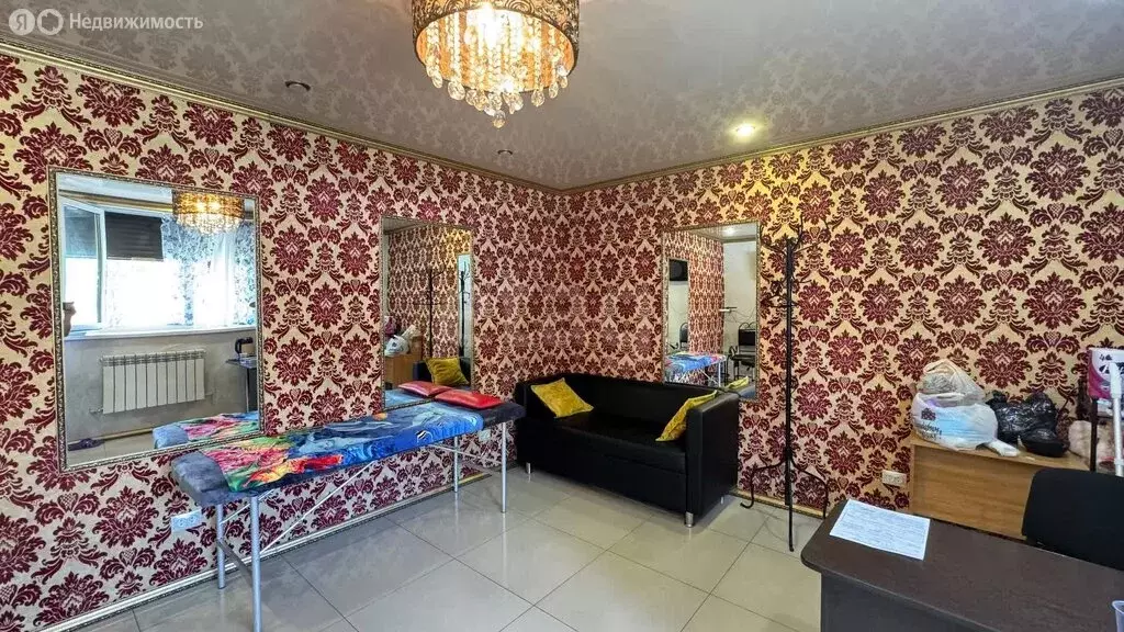 2-комнатная квартира: Владикавказ, улица Карла Маркса, 63 (26 м) - Фото 0