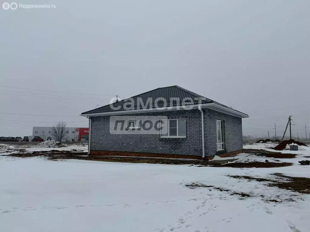 Дом в Элиста, улица имени Гари Хохолова (88 м) - Фото 1