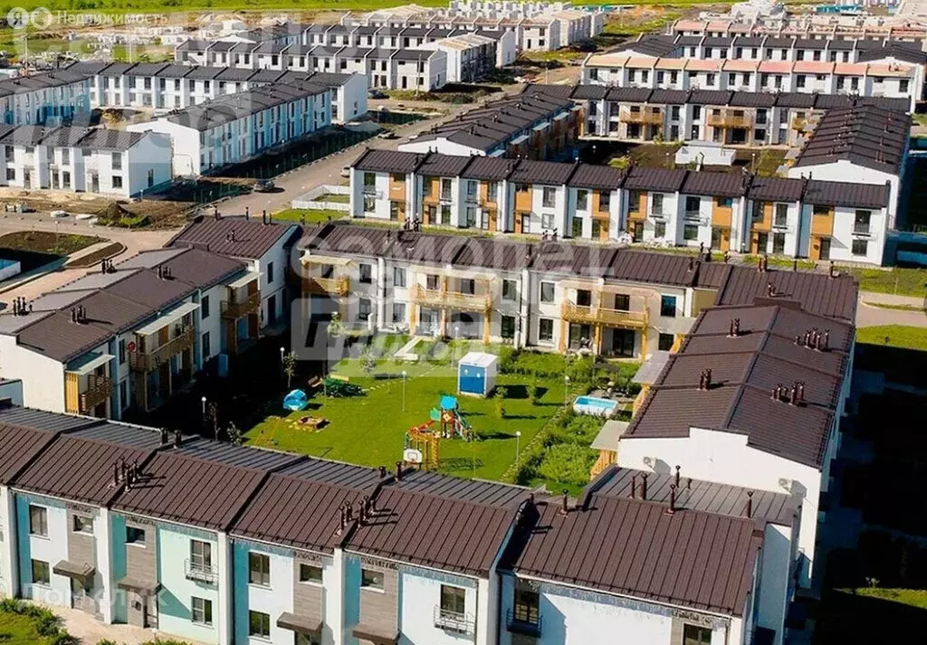 Дом в Ленино, Металлургическая улица, 11 (2000 м) - Фото 1