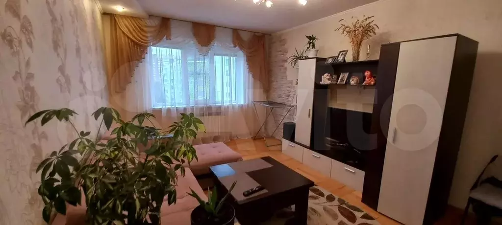 3-к. квартира, 63 м, 8/9 эт. - Фото 0