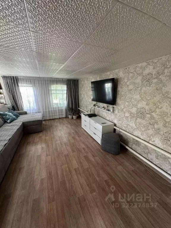 Дом в Саратовская область, Энгельс муниципальное образование, с. ... - Фото 1