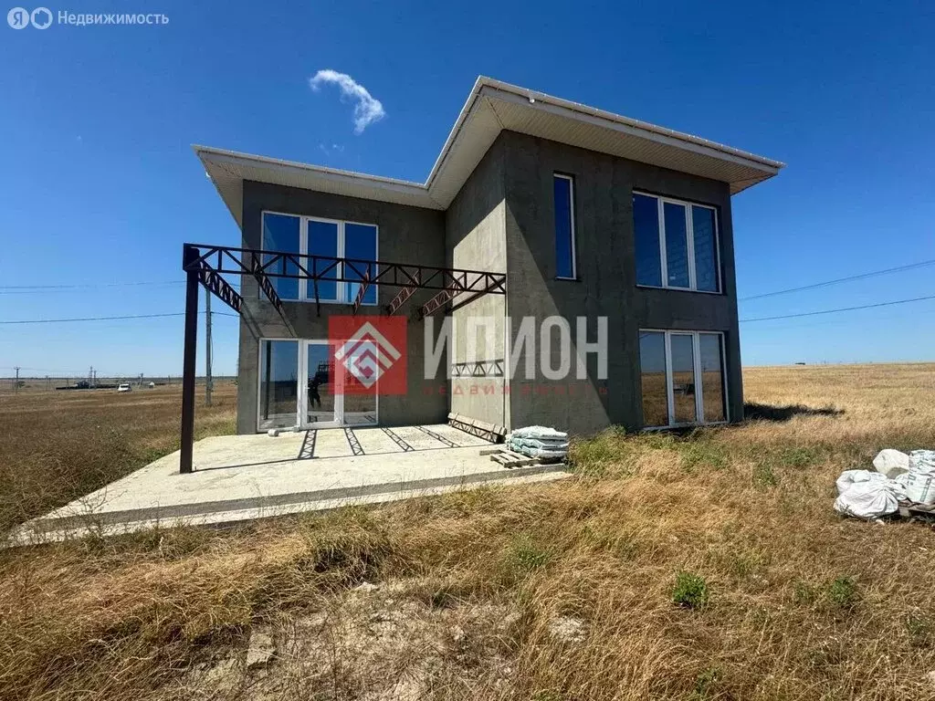 Дом в Береговое, Центральная улица (157 м) - Фото 0