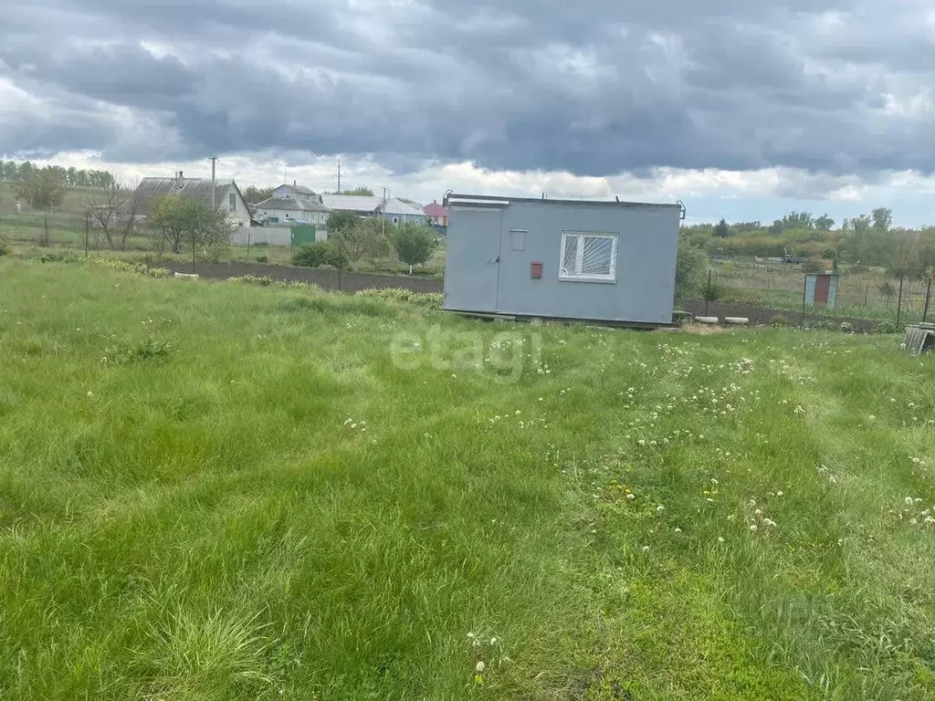 Участок в Белгородская область, Старооскольский городской округ, с. ... - Фото 1