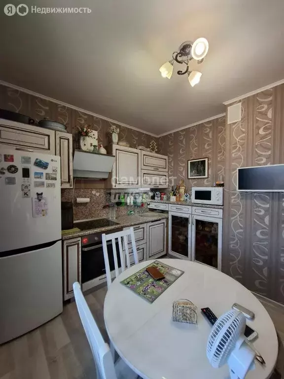 1-комнатная квартира: Курск, проспект Вячеслава Клыкова, 28 (36.1 м) - Фото 0