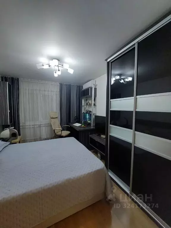 3-к кв. Омская область, Омск ул. Туполева, 5А (63.7 м) - Фото 2