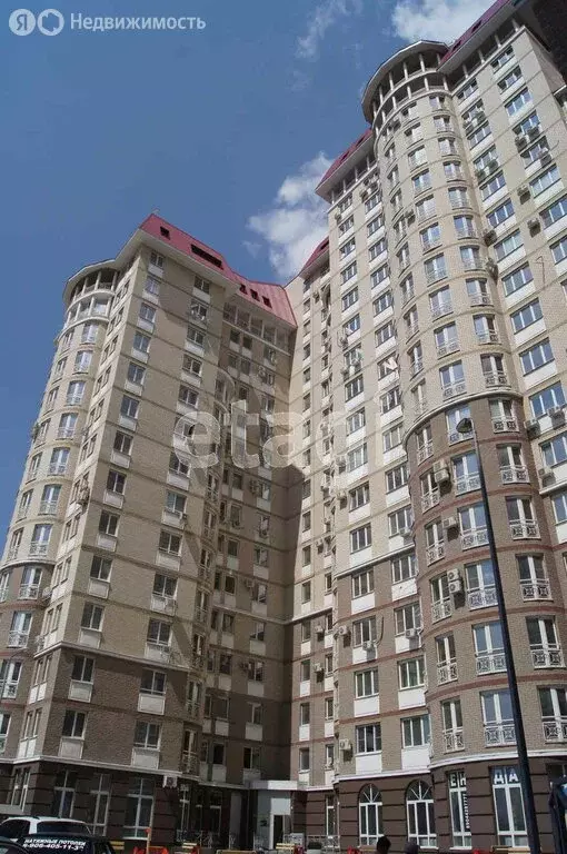 1-комнатная квартира: Волгоград, улица Пархоменко, 2А (54 м) - Фото 0