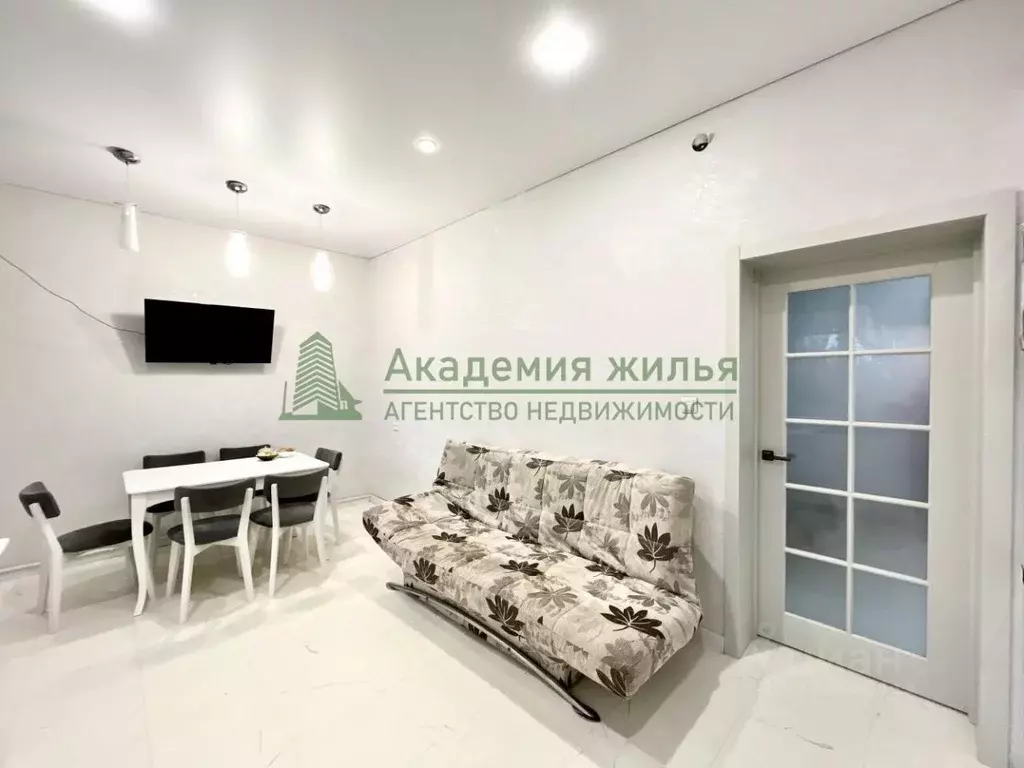 Дом в Саратовская область, Энгельс муниципальное образование, ... - Фото 2