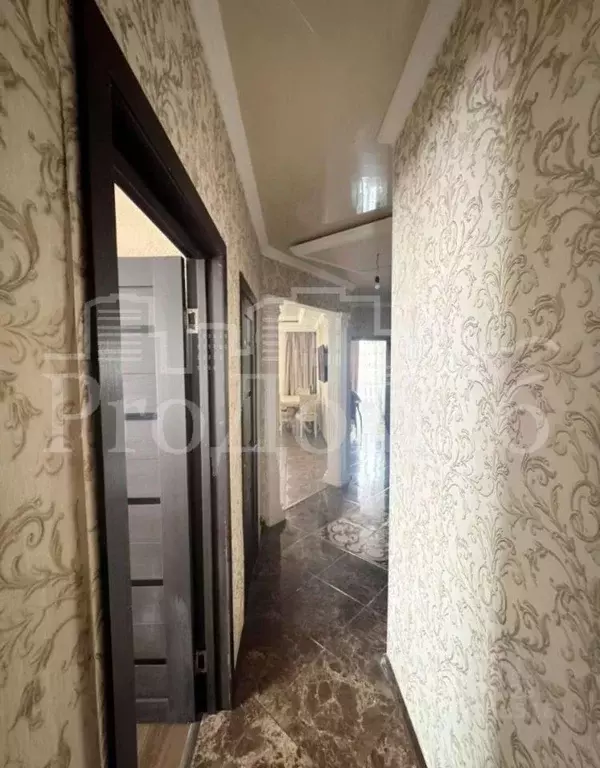 3-к кв. Курская область, Курск Звездная ул., 11А (66.6 м) - Фото 0